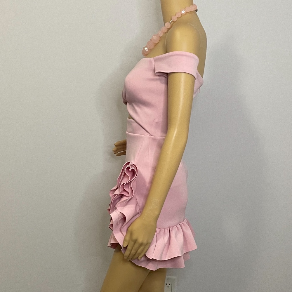 Baby pink off shoulder cutout twist fit flare mini dress w big ruffles and tulle - Picture 8 of 11